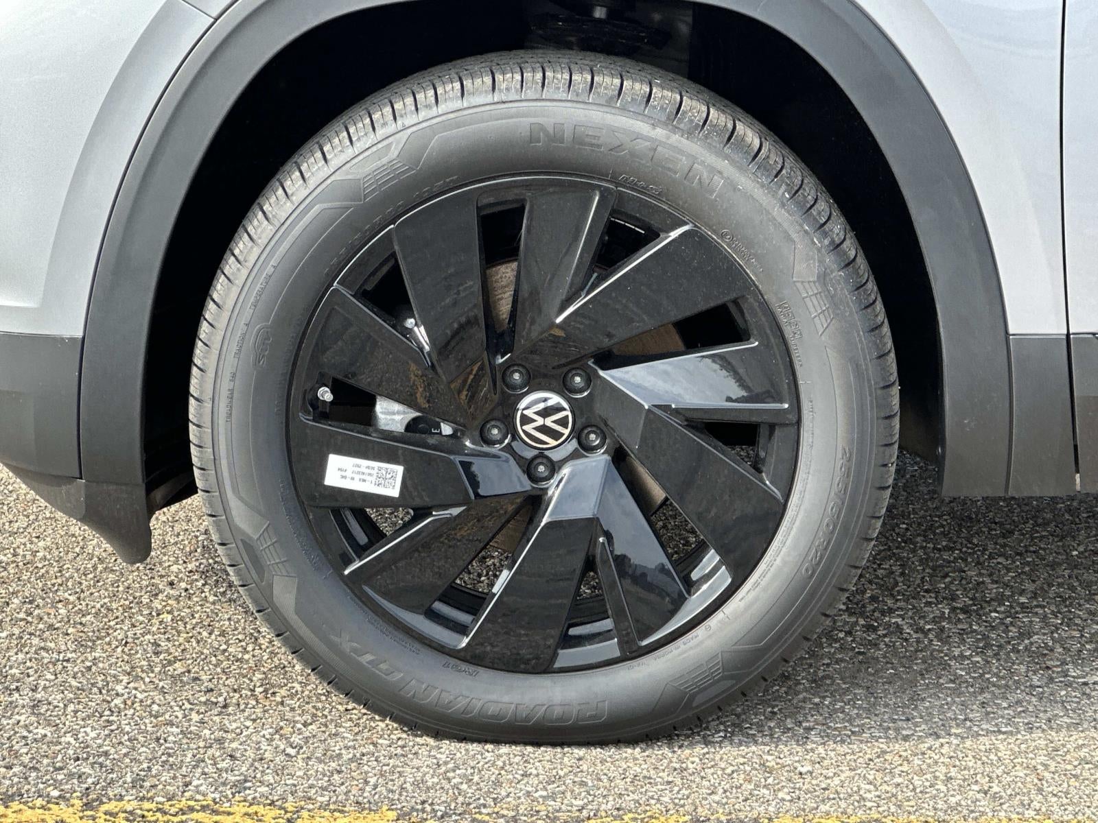 2026 Volkswagen Atlas 2.0T SE w/Technology 4MOTION