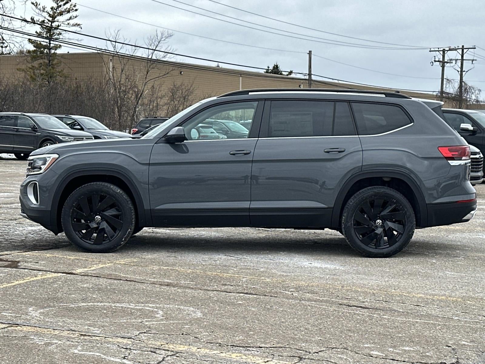 2026 Volkswagen Atlas 2.0T SE w/Technology 4MOTION