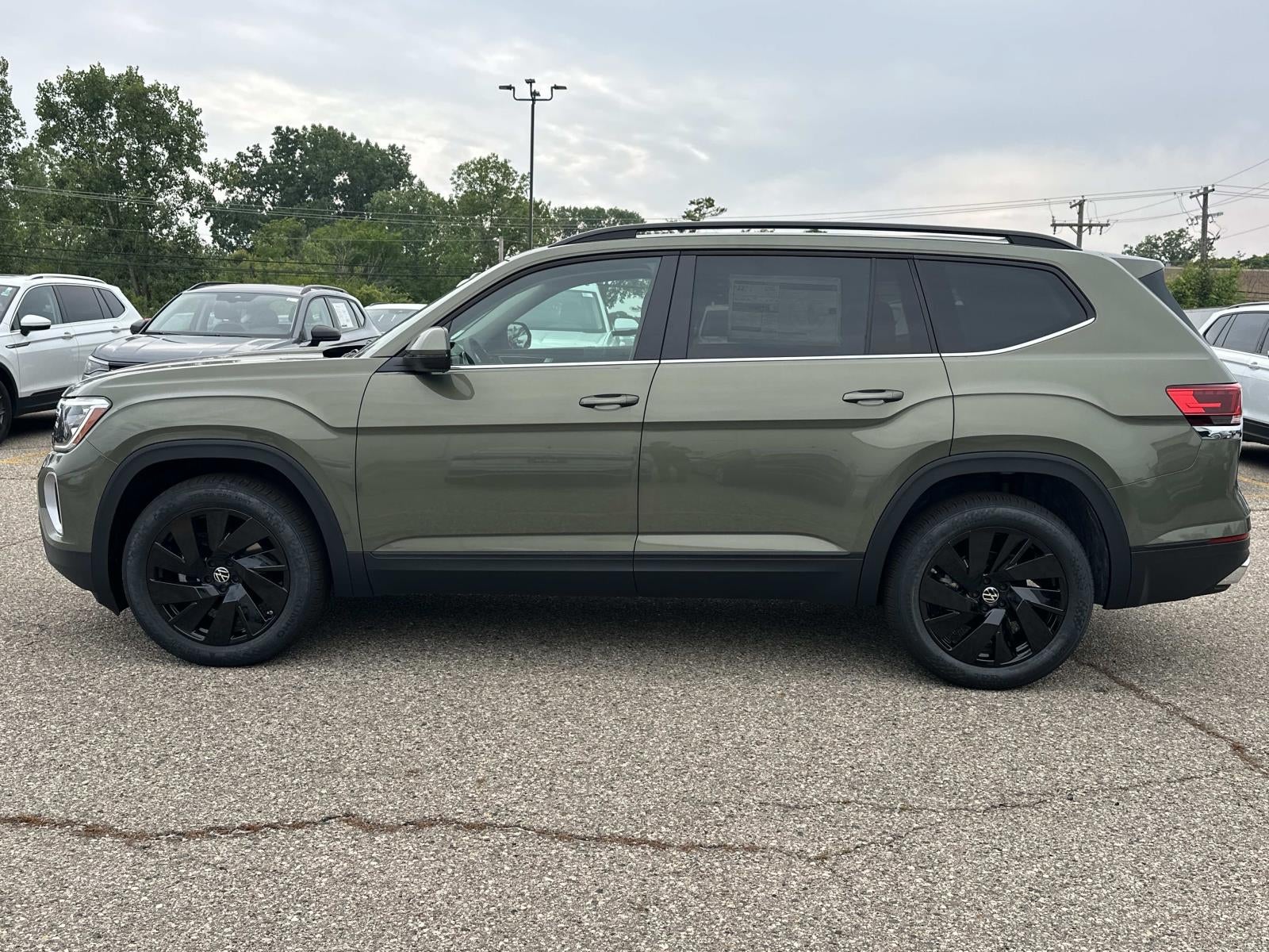 2026 Volkswagen Atlas 2.0T SE w/Technology 4MOTION