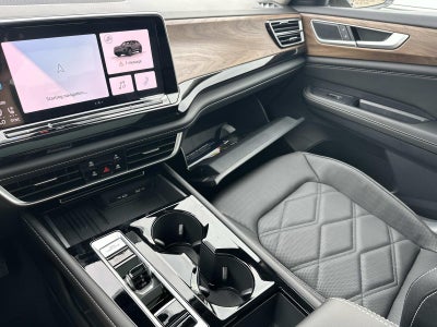 2026 Volkswagen Atlas 2.0T SE w/Technology 4MOTION