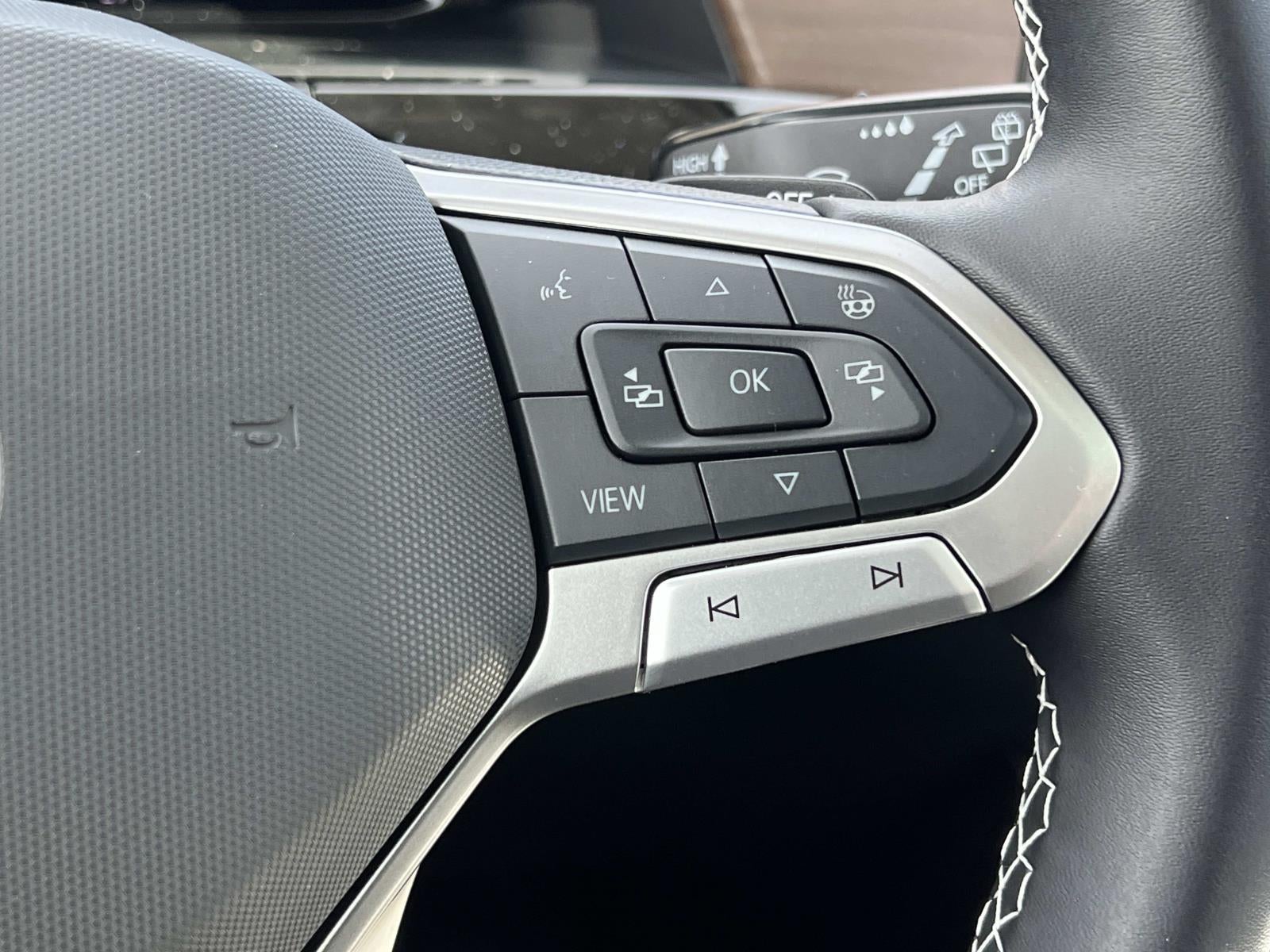 2026 Volkswagen Atlas 2.0T SE w/Technology 4MOTION