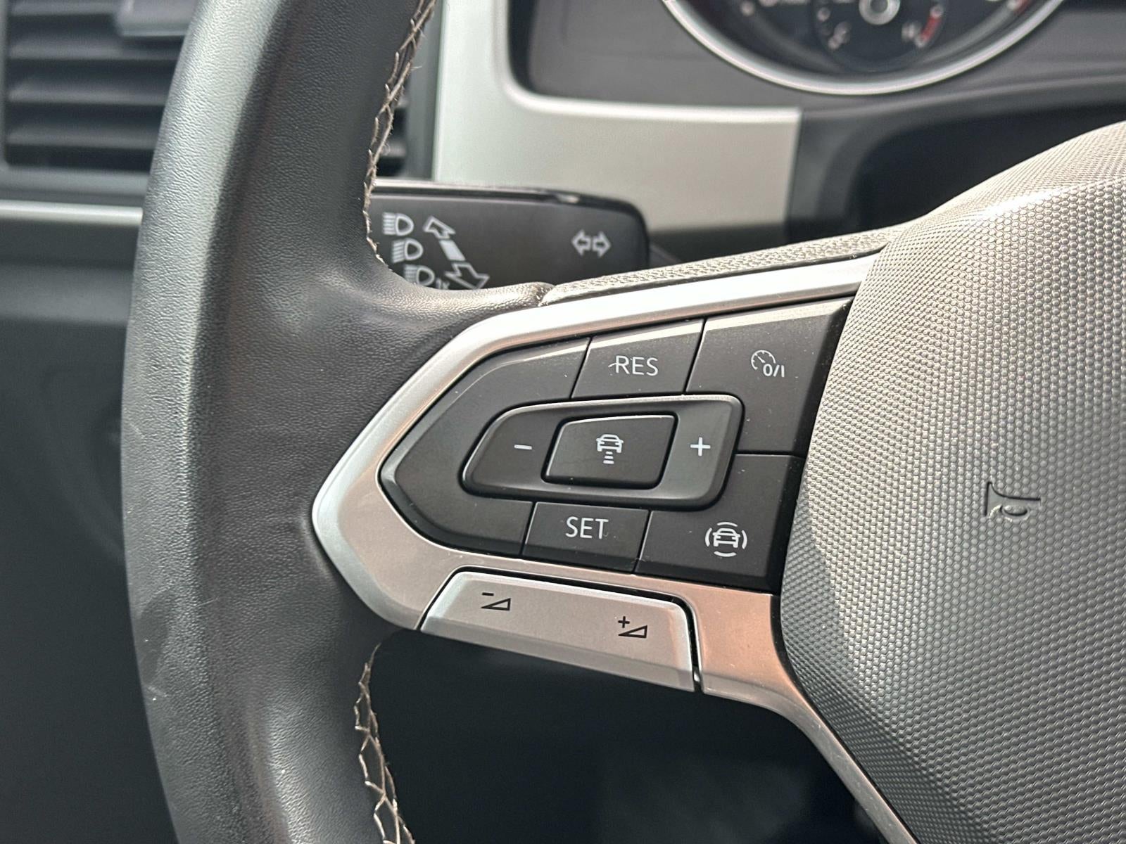 2021 Volkswagen Atlas 3.6L V6 SE w/Technology 4MOTION *Ltd Avail*