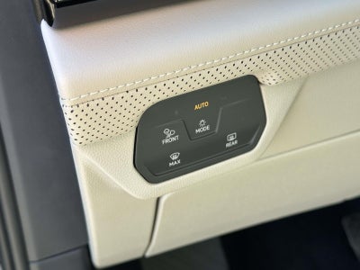 2025 Volkswagen Atlas 2.0T SE w/Technology 4MOTION