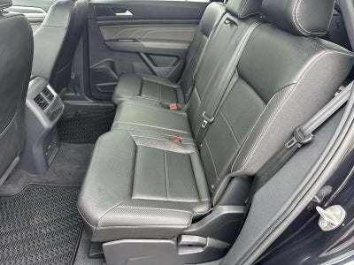 2023 Volkswagen Atlas Cross Sport 2.0T SEL R-Line Black 4MOTION
