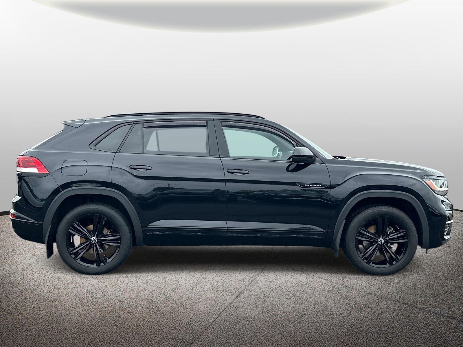 2023 Volkswagen Atlas Cross Sport 2.0T SEL R-Line Black 4MOTION