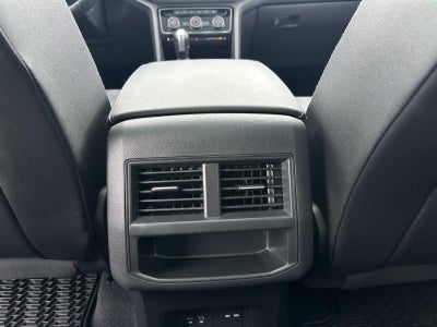 2023 Volkswagen Atlas Cross Sport 2.0T SEL R-Line Black 4MOTION