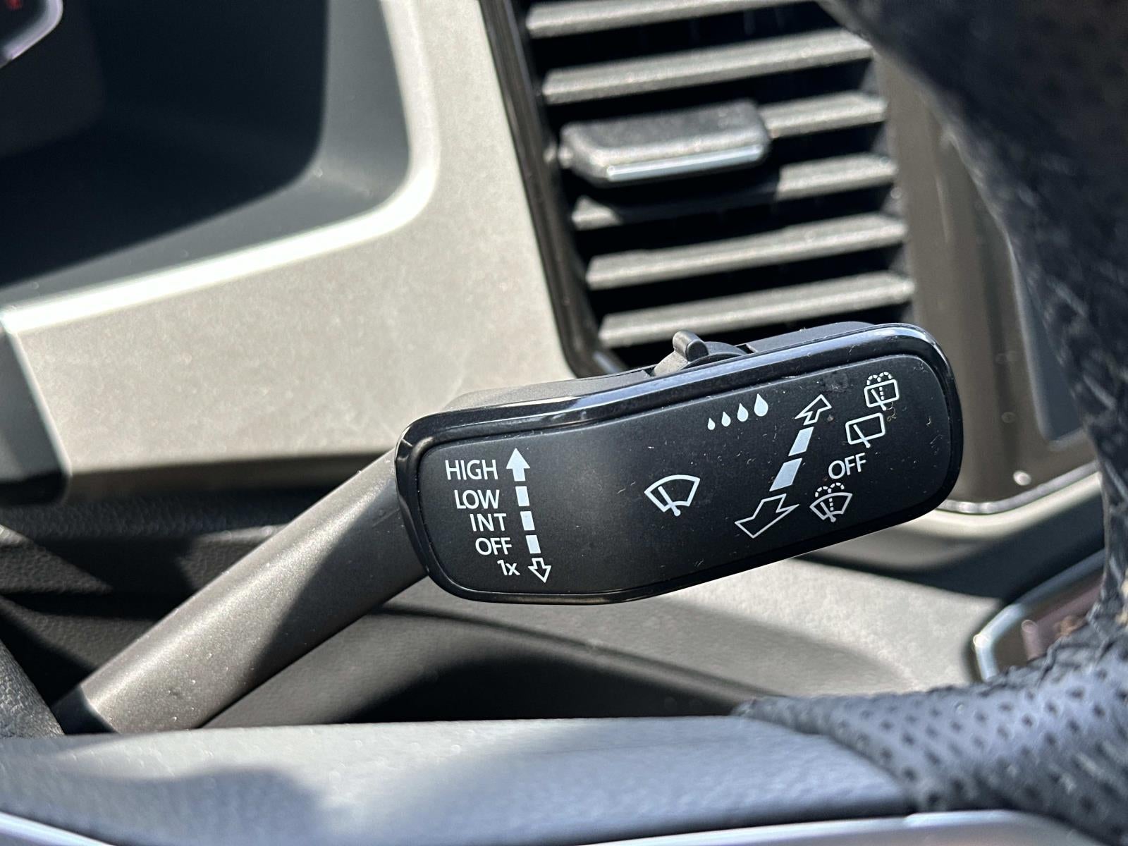 2023 Volkswagen Atlas Cross Sport 3.6L V6 SEL 4MOTION