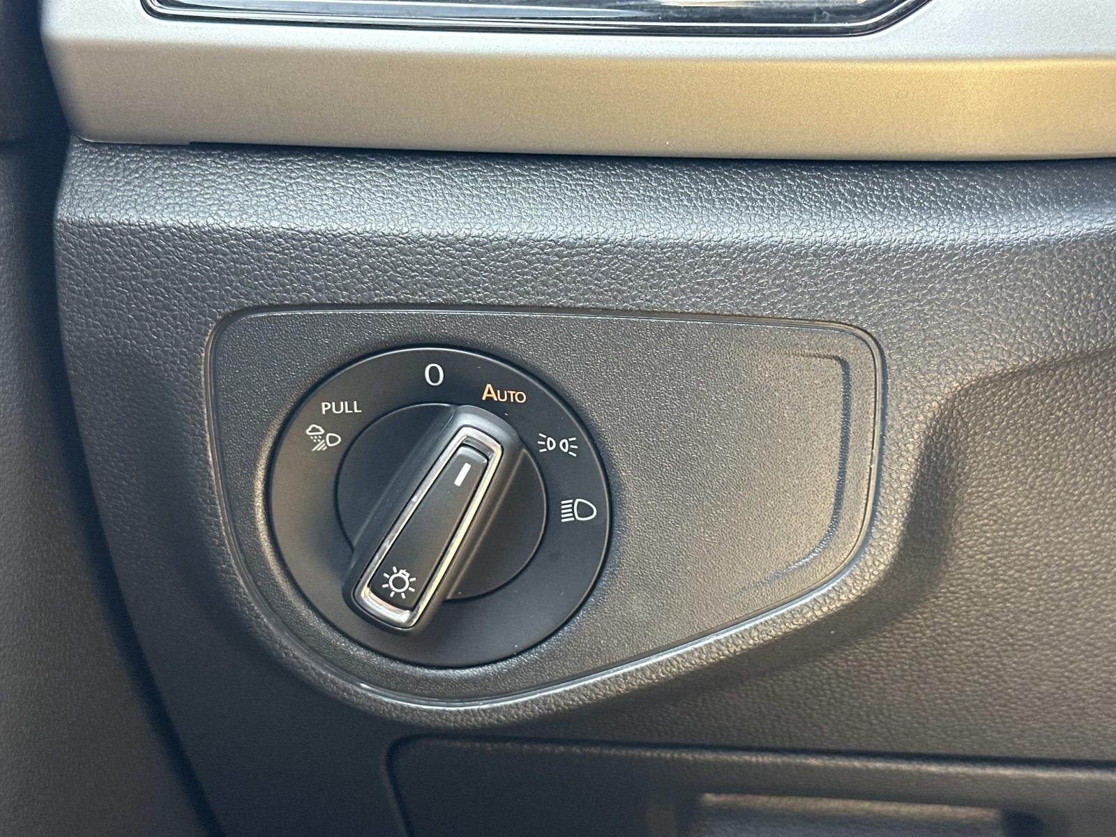 2023 Volkswagen Atlas Cross Sport 3.6L V6 SEL 4MOTION