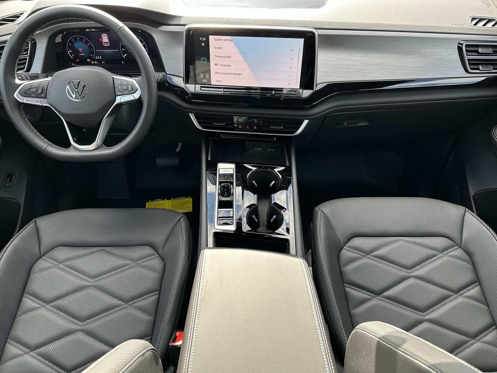 2026 Volkswagen Atlas Cross Sport 2.0T SE w/Tech FWD