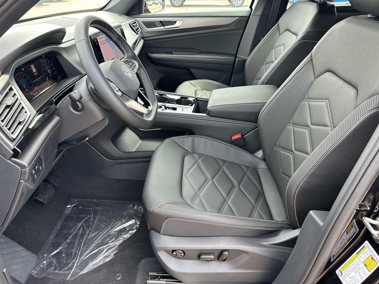 2025 Volkswagen Atlas Cross Sport 2.0T SE w/Technology FWD