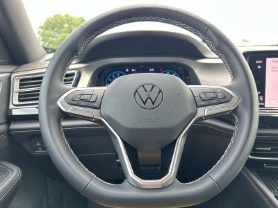 2025 Volkswagen Atlas Cross Sport 2.0T SE w/Technology FWD