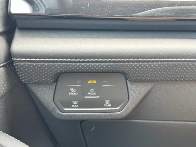 2025 Volkswagen Atlas Cross Sport 2.0T SE w/Technology FWD