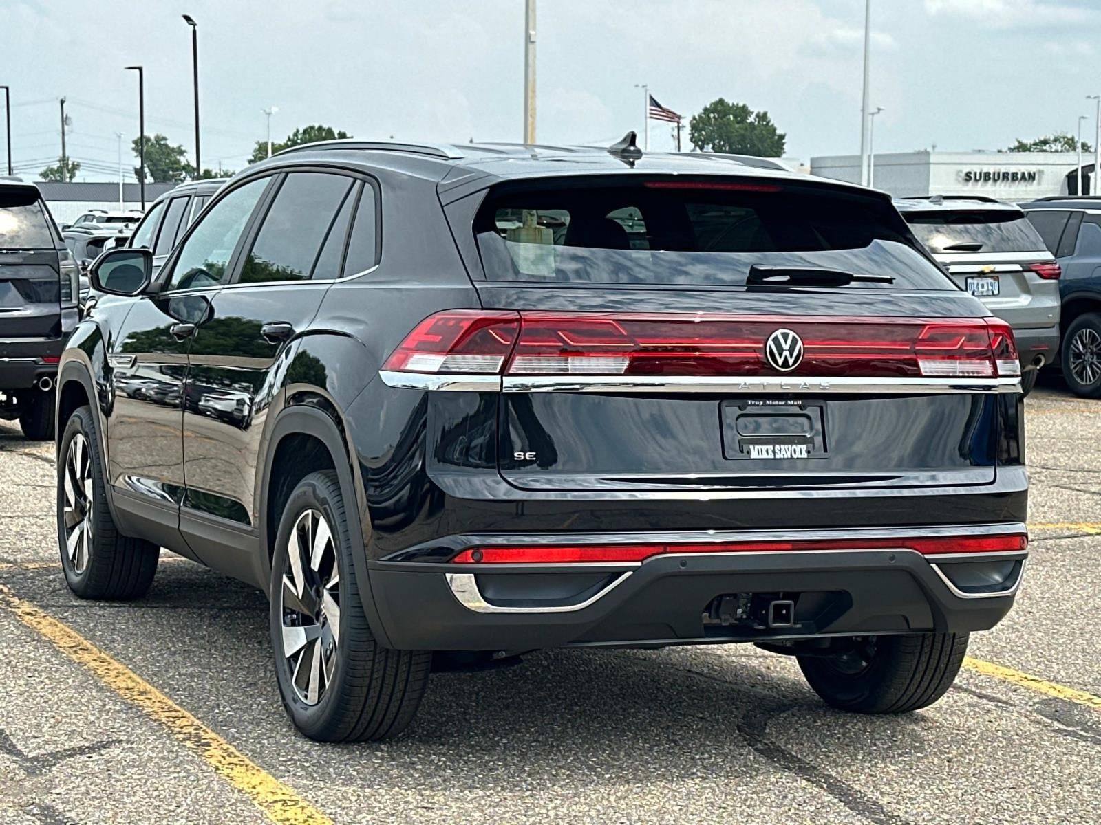 2025 Volkswagen Atlas Cross Sport 2.0T SE w/Technology FWD