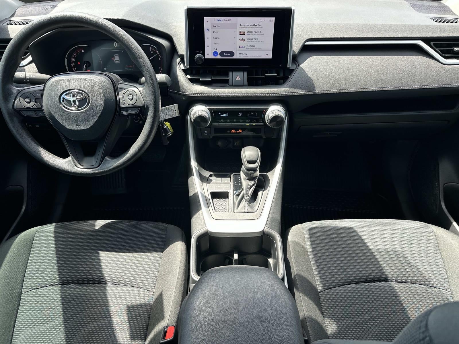 2023 Toyota RAV4 LE FWD (Natl)