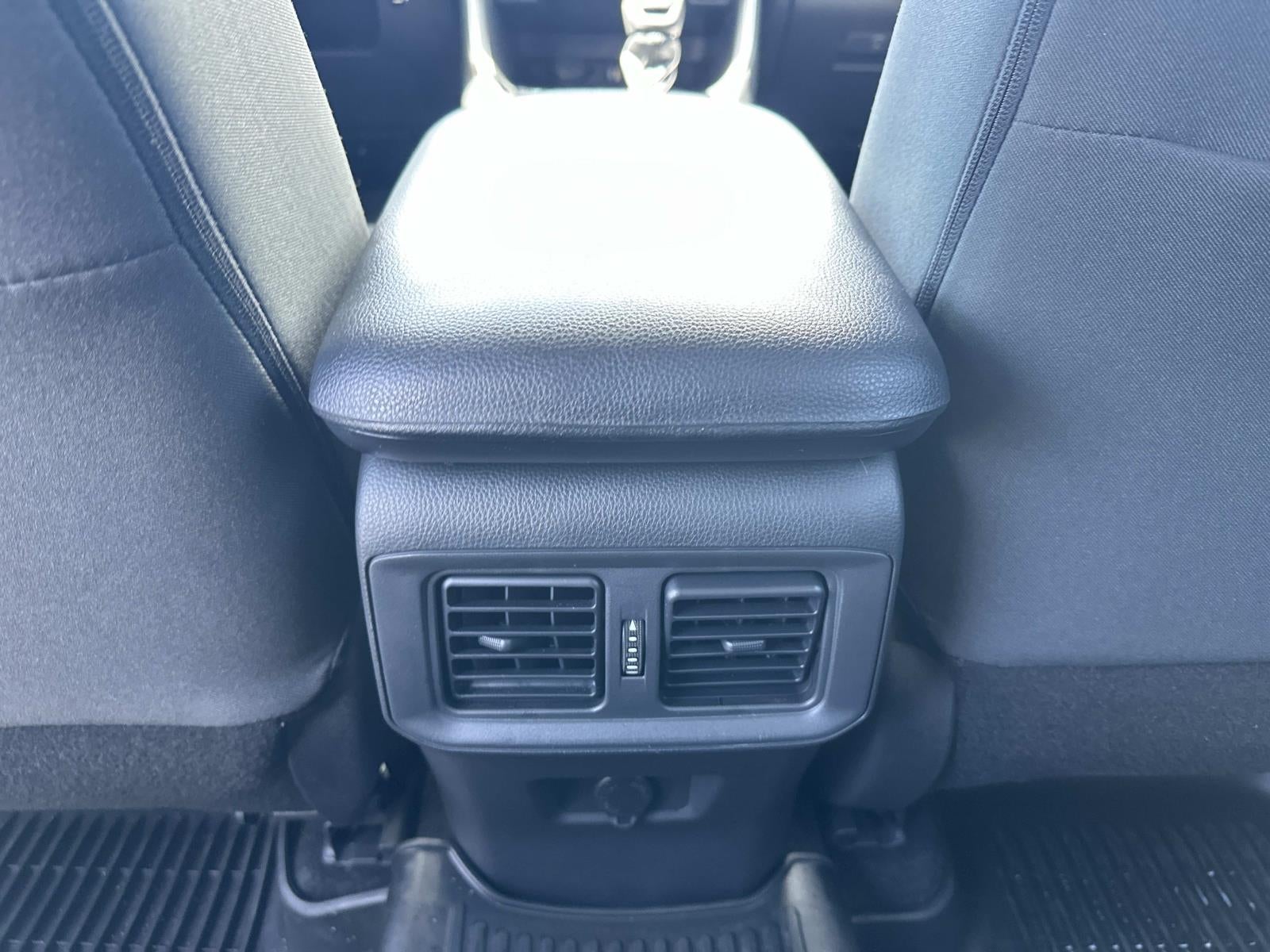 2023 Toyota RAV4 LE FWD (Natl)