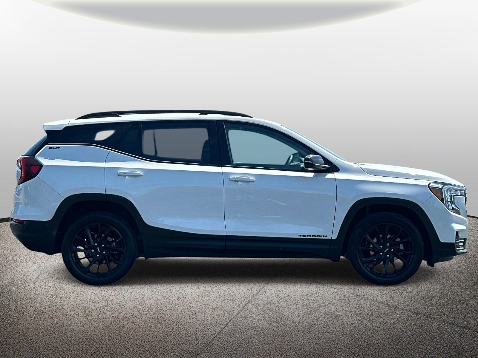 2024 GMC Terrain FWD 4dr SLT