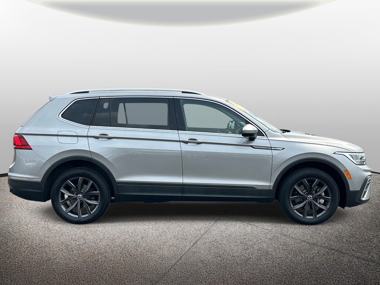2023 Volkswagen Tiguan 2.0T SE 4MOTION