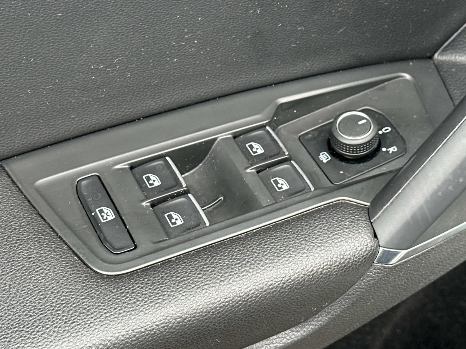 2020 Volkswagen Tiguan 2.0T SE R-Line Black 4MOTION