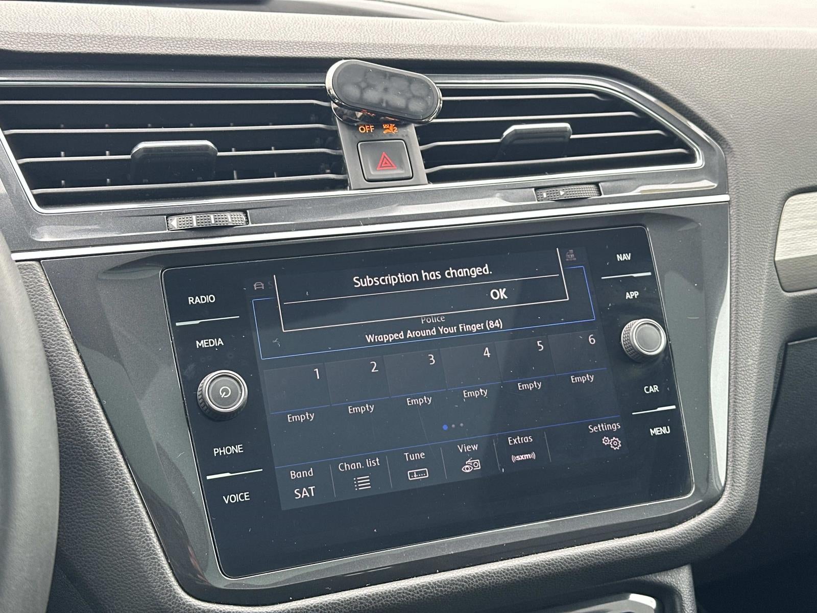 2020 Volkswagen Tiguan 2.0T SE R-Line Black 4MOTION