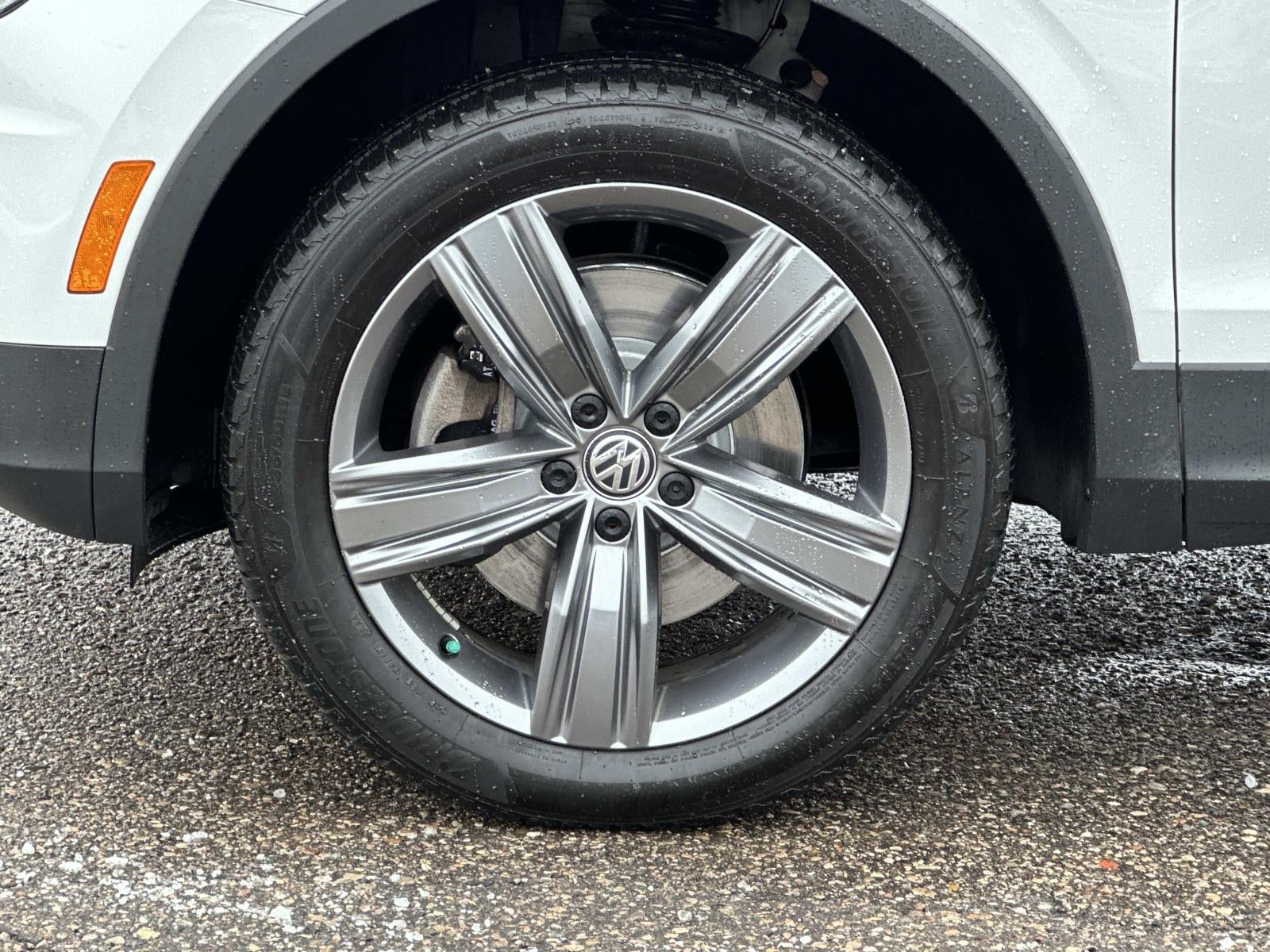 2020 Volkswagen Tiguan 2.0T SE R-Line Black 4MOTION