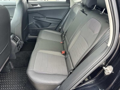 2025 Volkswagen Taos SE Black 4MOTION