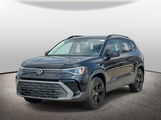 2025 Volkswagen Taos SE Black 4MOTION