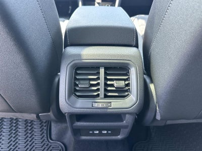 2026 Volkswagen Taos SE Black 4MOTION