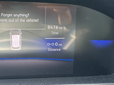 2025 Volkswagen Taos SE Black 4MOTION