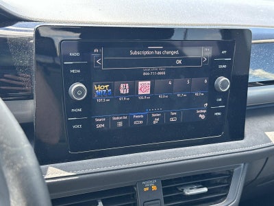 2025 Volkswagen Taos SE Black 4MOTION