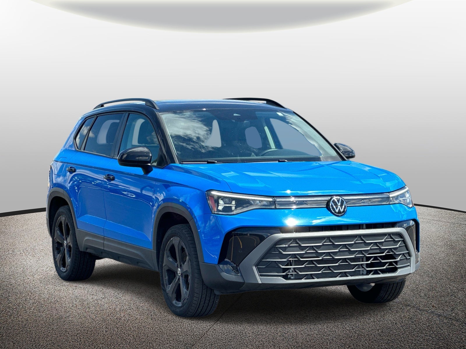 2025 Volkswagen Taos SE Black 4MOTION