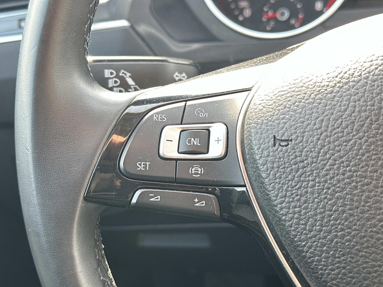 2020 Volkswagen Tiguan 2.0T SE FWD