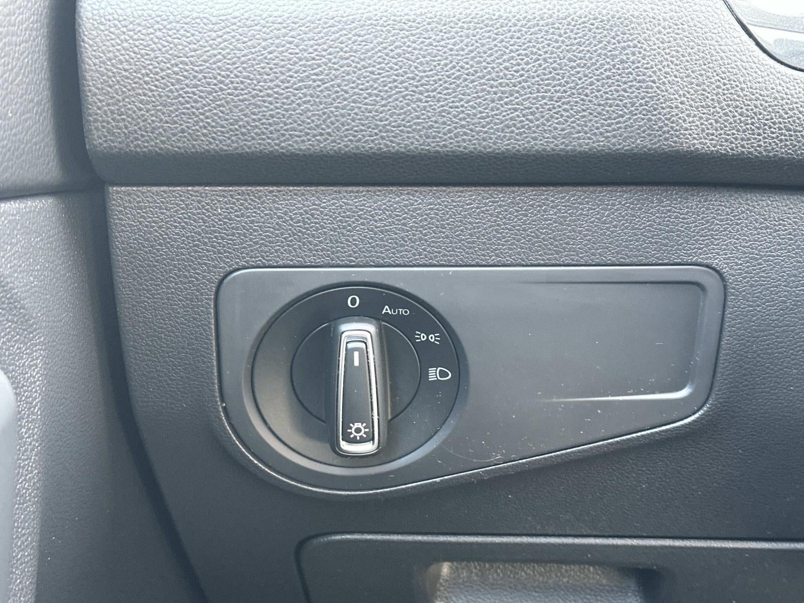 2020 Volkswagen Tiguan 2.0T SE FWD