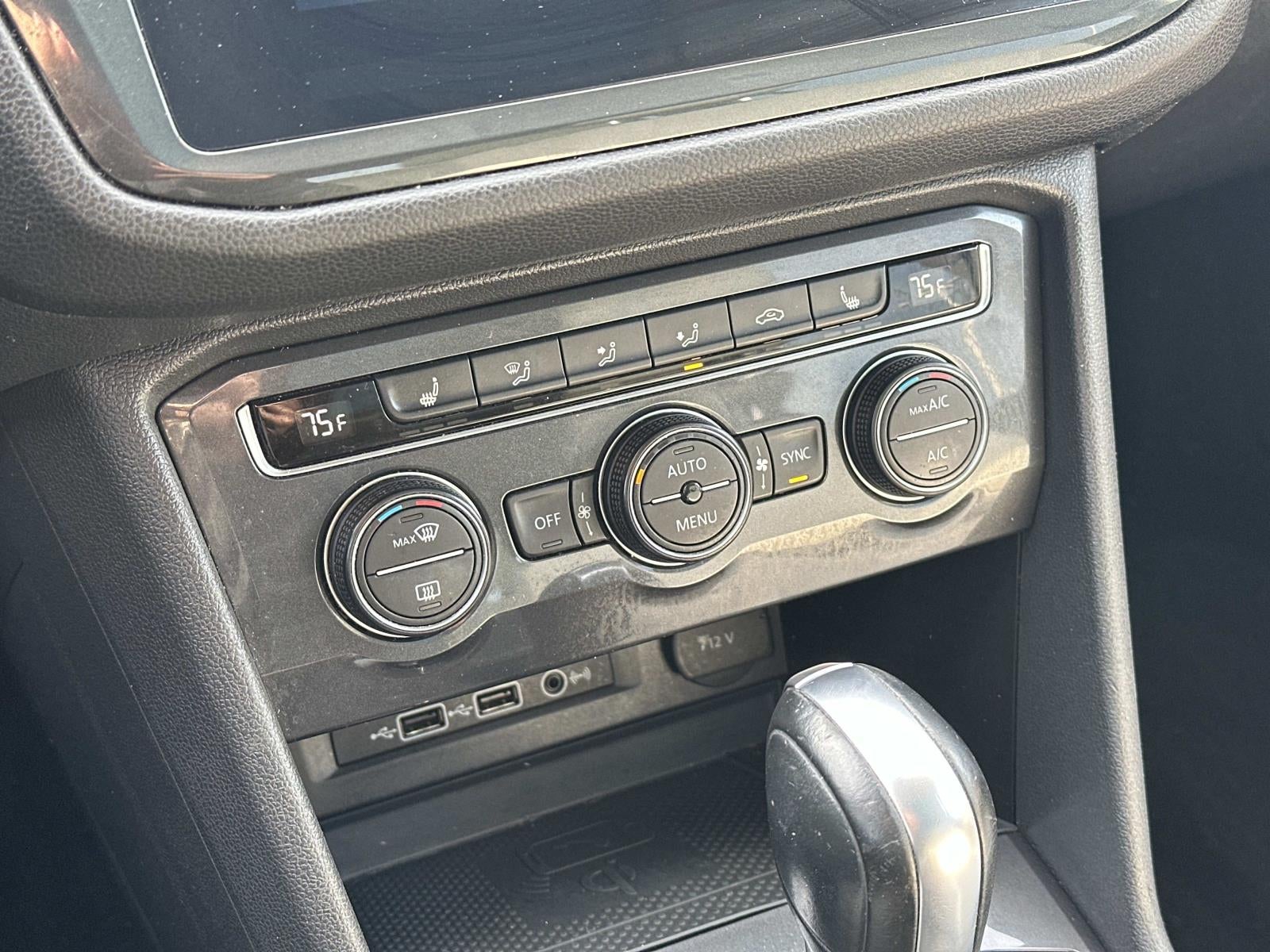 2020 Volkswagen Tiguan 2.0T SE FWD