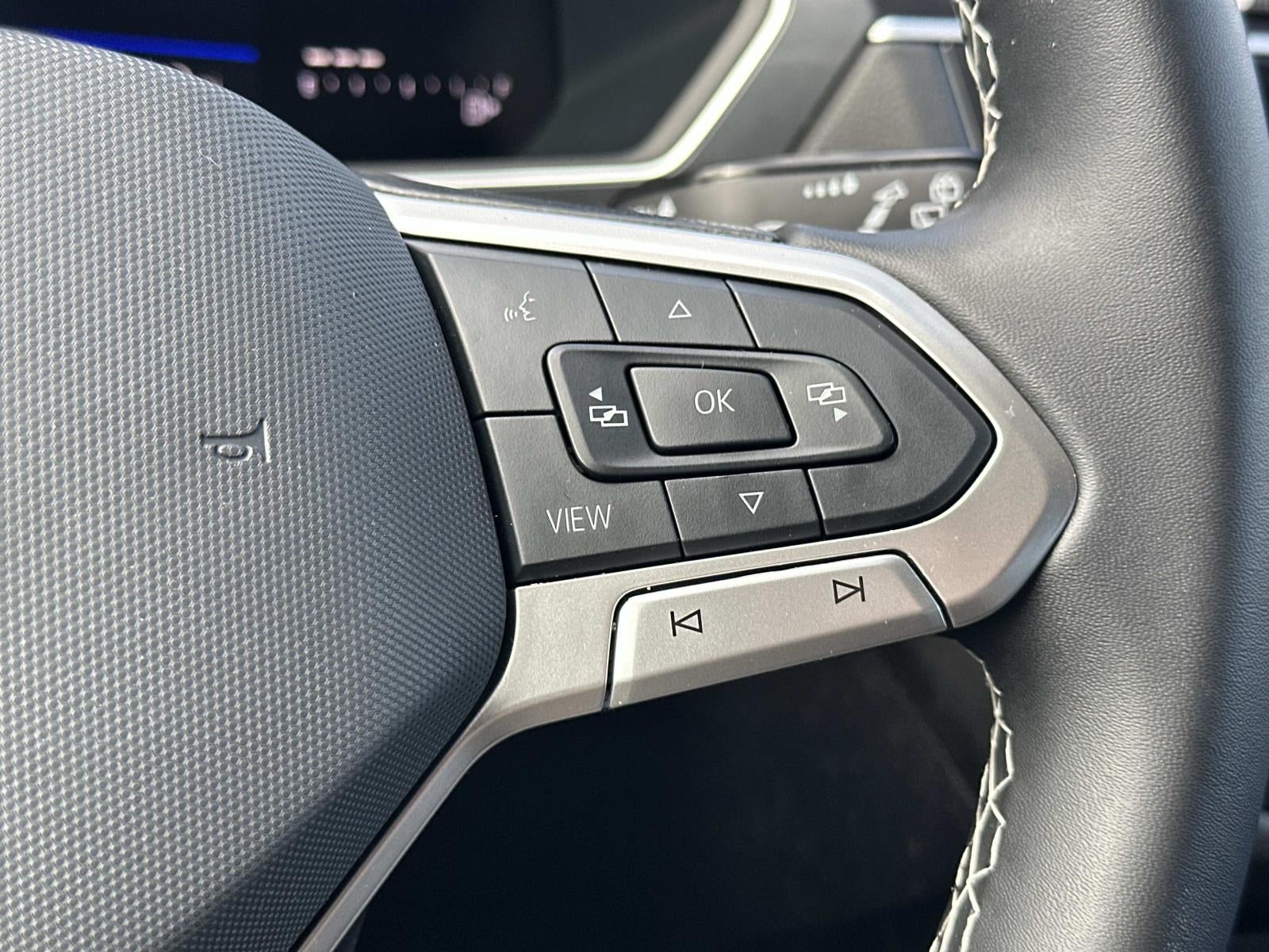 2024 Volkswagen Tiguan 2.0T SE FWD