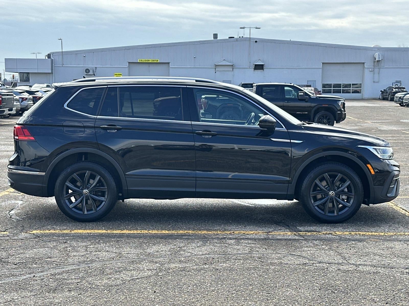 2024 Volkswagen Tiguan 2.0T SE FWD