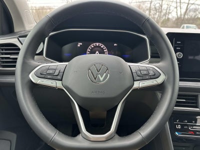 2026 Volkswagen Taos SE Black FWD