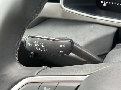 2026 Volkswagen Taos SE Black FWD