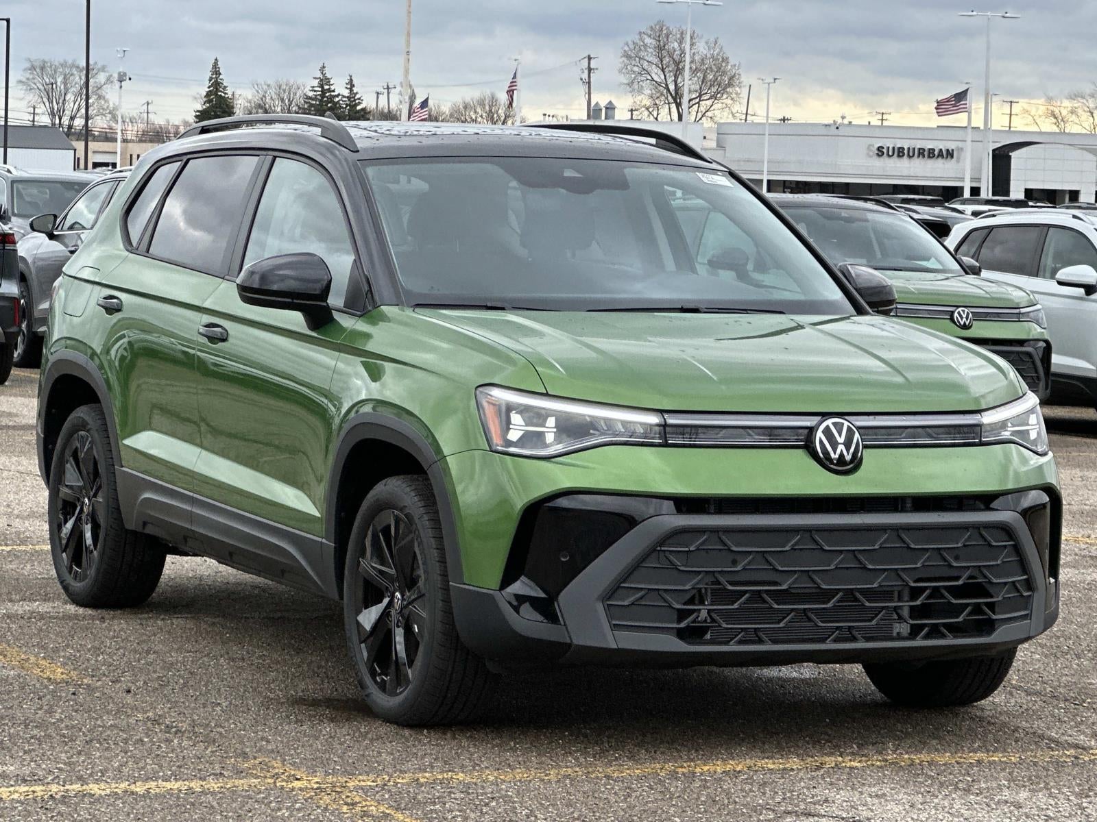 2026 Volkswagen Taos SE Black FWD