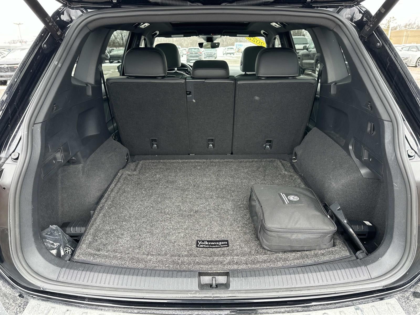 2022 Volkswagen Tiguan 2.0T SEL R-Line 4MOTION