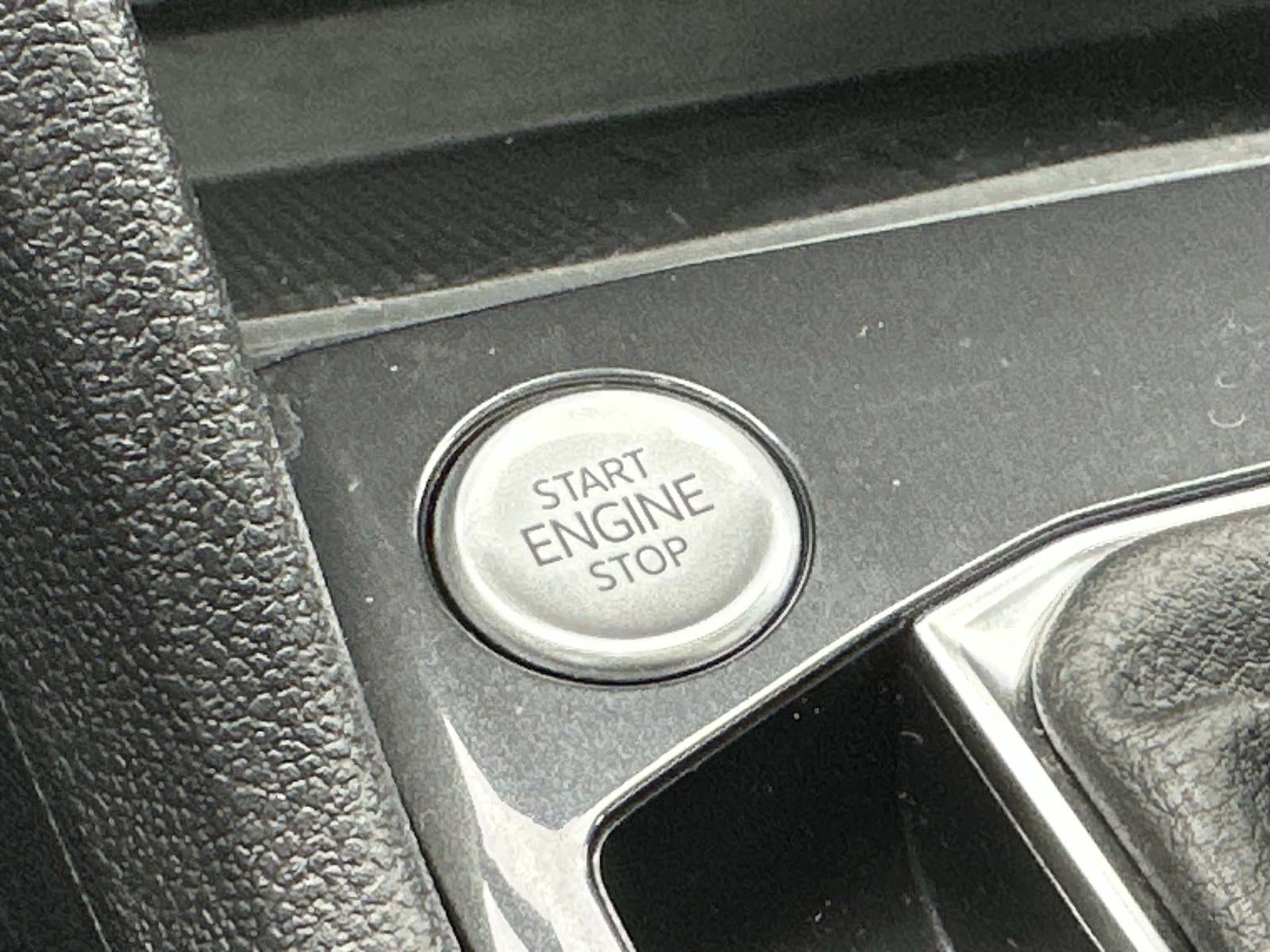 2022 Volkswagen Tiguan 2.0T SEL R-Line 4MOTION