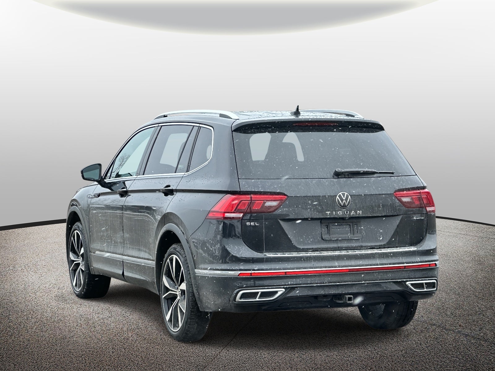 2022 Volkswagen Tiguan 2.0T SEL R-Line 4MOTION