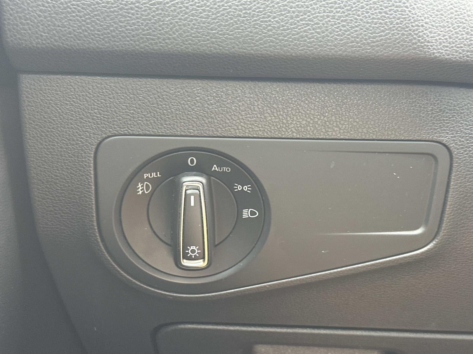 2018 Volkswagen Tiguan 2.0T SEL Premium 4MOTION