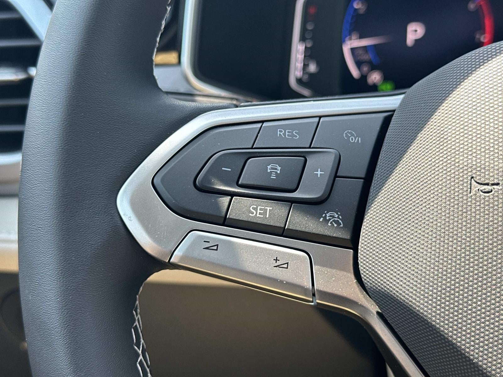 2026 Volkswagen Taos SEL 4MOTION