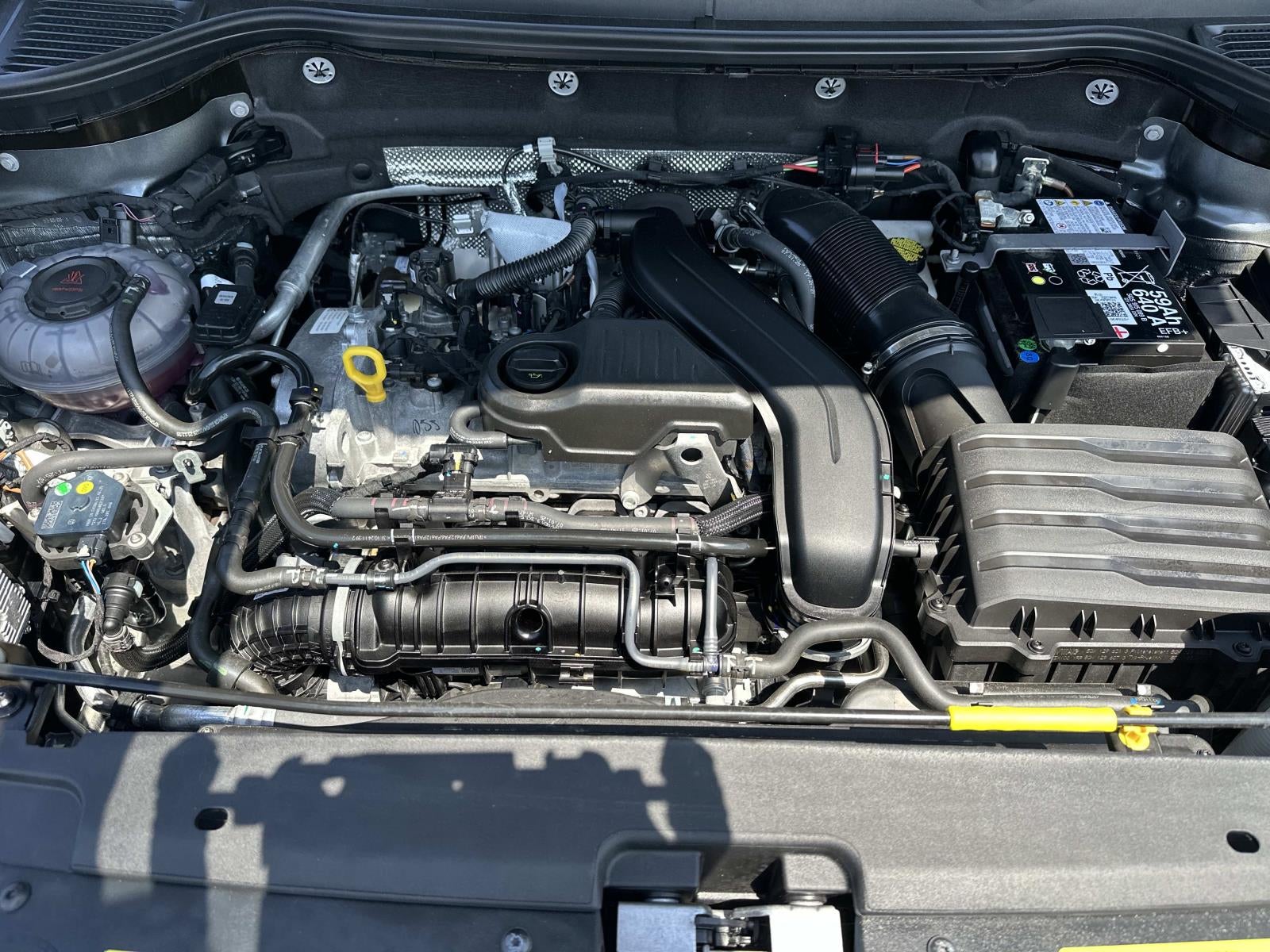 2025 Volkswagen Taos S FWD