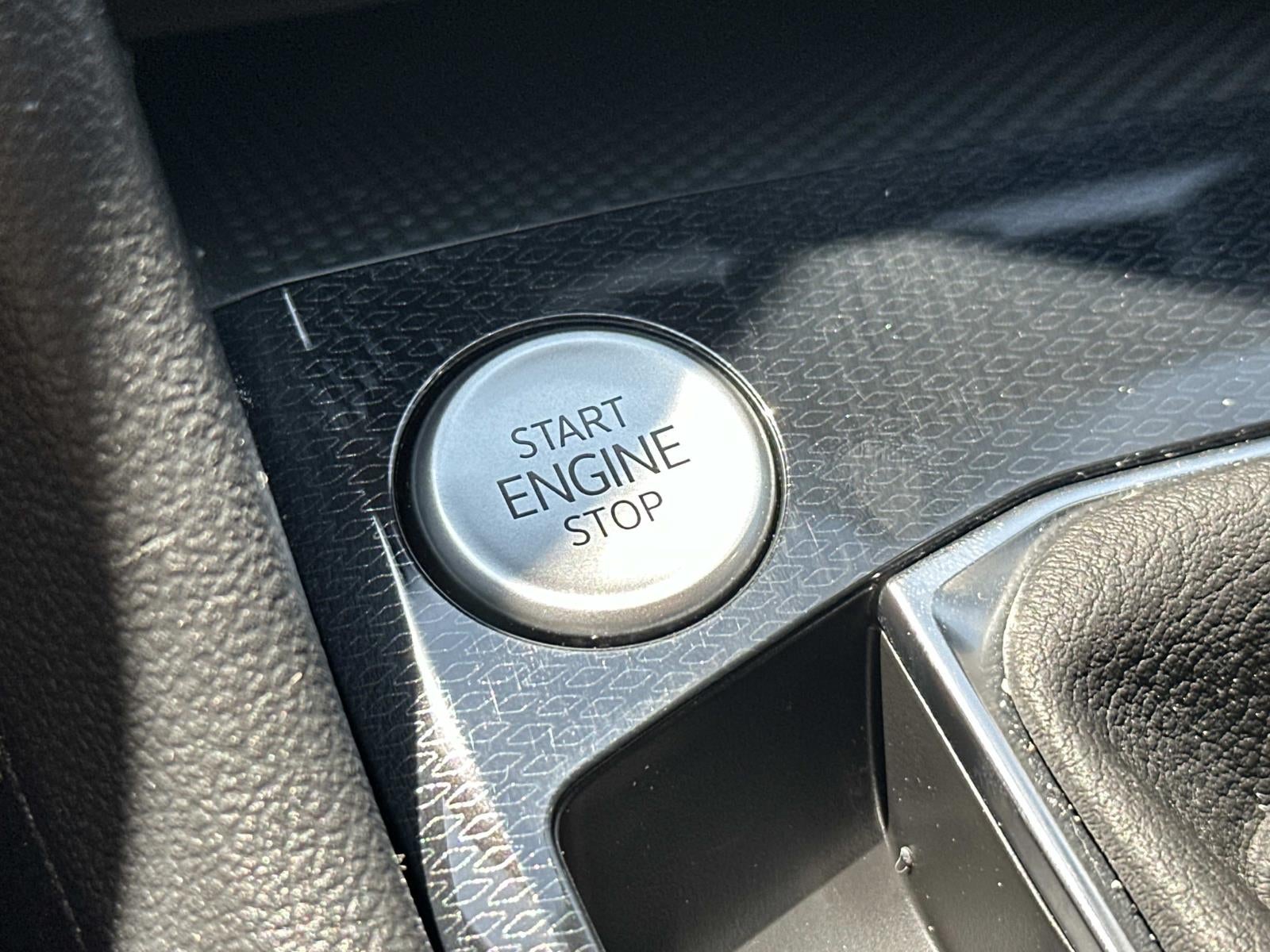 2025 Volkswagen Taos S FWD