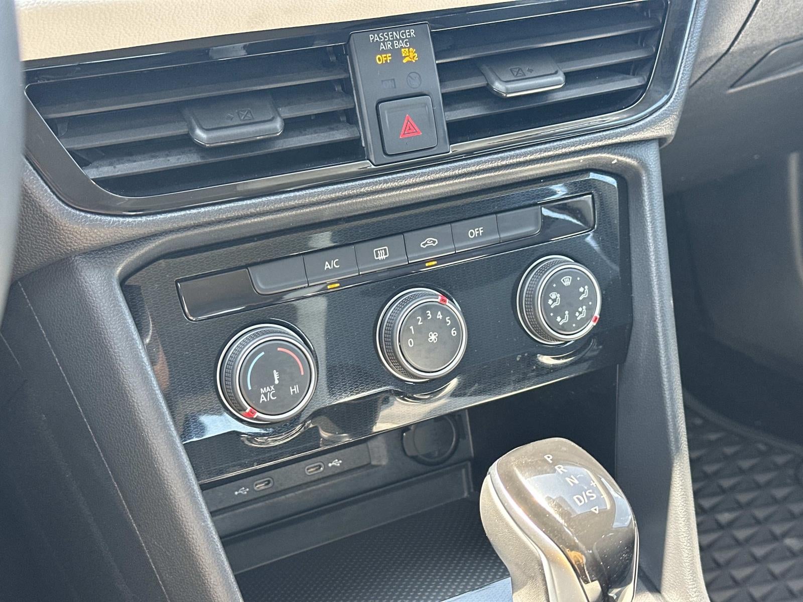 2025 Volkswagen Taos S FWD
