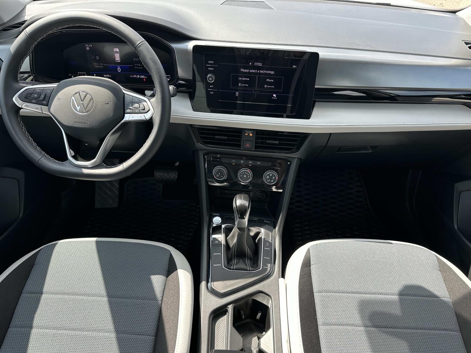 2025 Volkswagen Taos S FWD