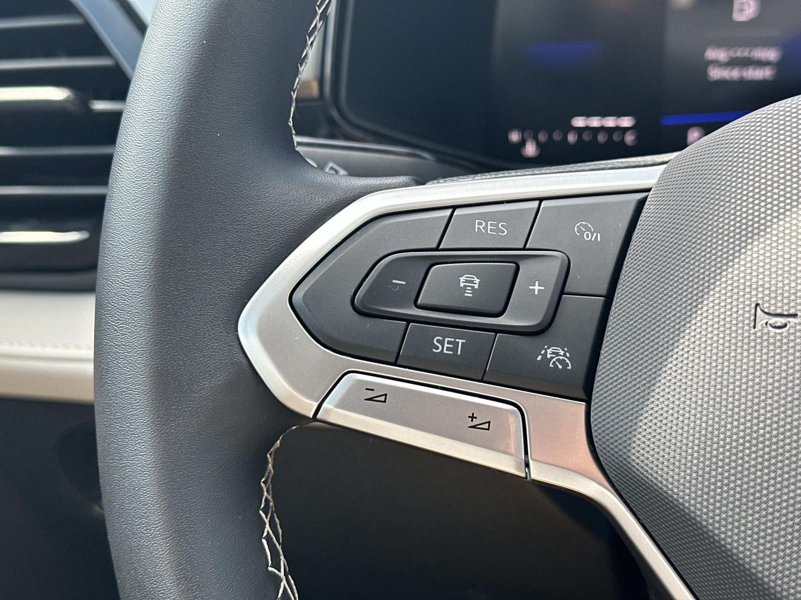 2025 Volkswagen Taos S FWD