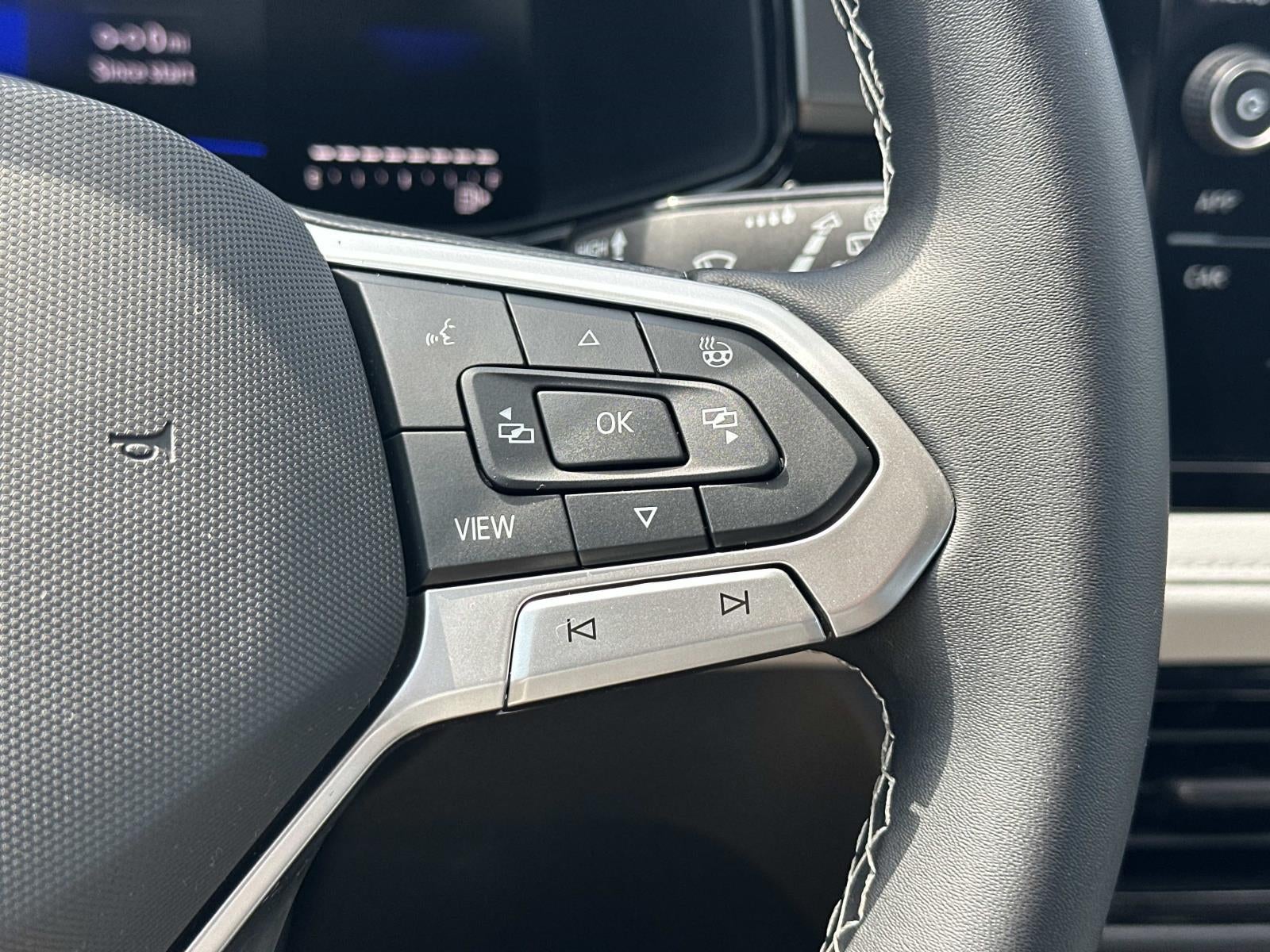 2025 Volkswagen Taos S FWD
