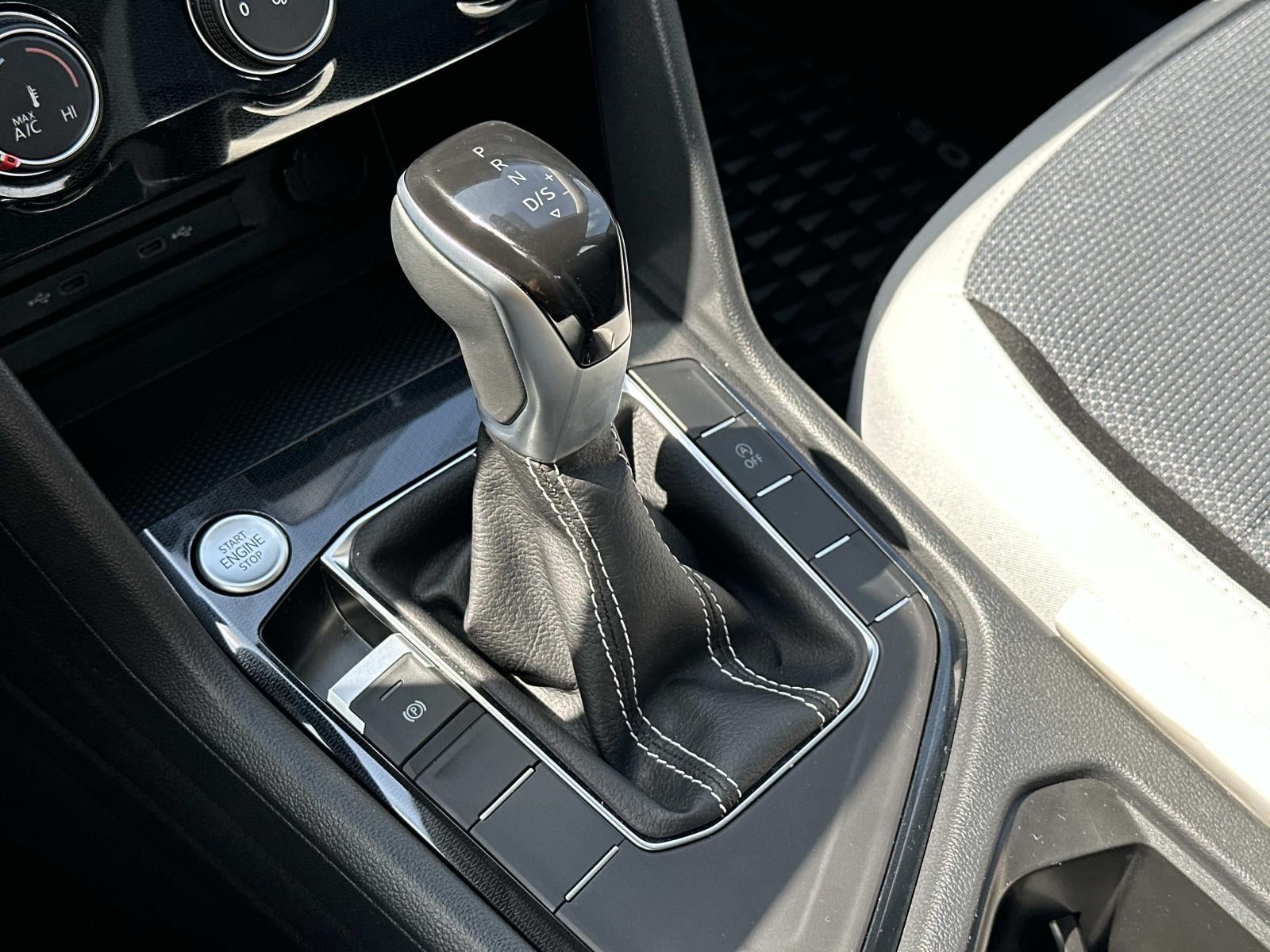2025 Volkswagen Taos S FWD